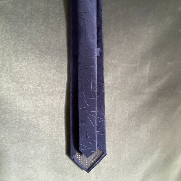 Blue 100% Silk Handmade Geometric Jacquard Tie - Picture 7 of 11